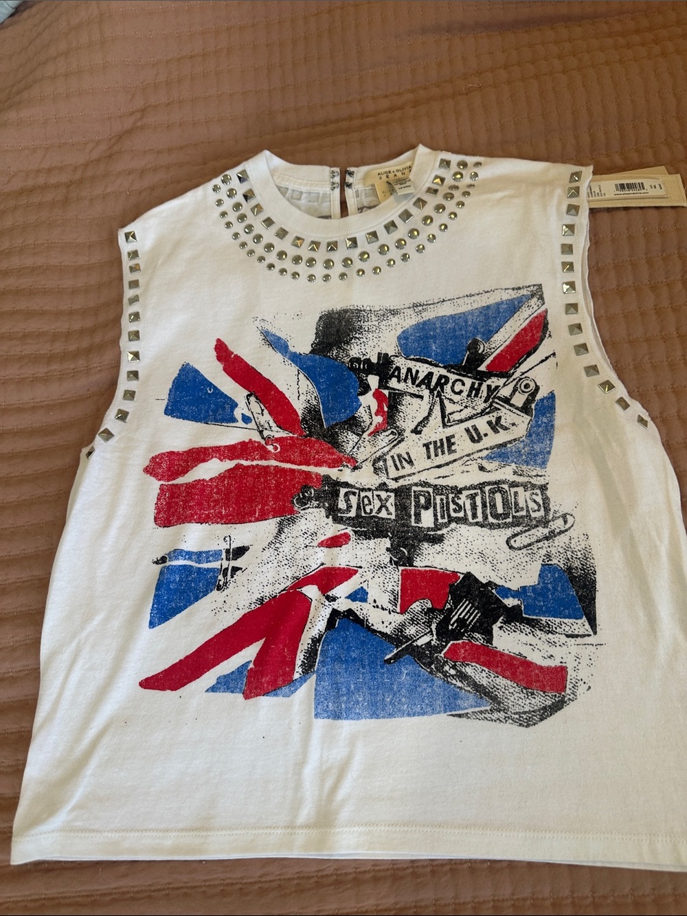 Alice + Olivia White Sleeveless Graphic Tee with Red & Blue Union Jack